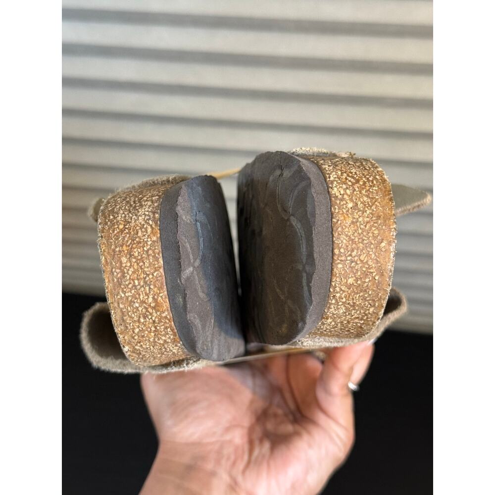 Birkenstock Arizona Suede Sandals Taupe EU 37 Women’s Double Strap Comfort 6-6.5 - Picture 8 of 9